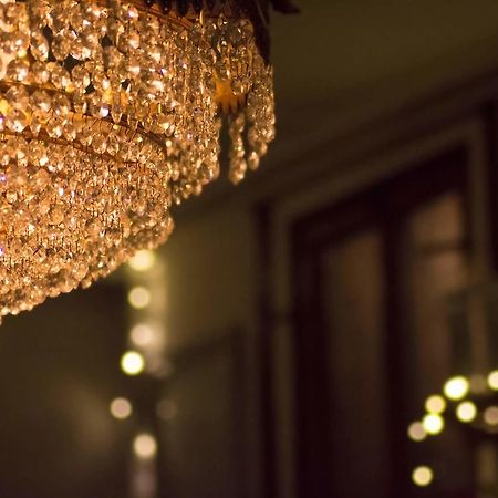 Cafe Pension The Chandelier Тернеузен Экстерьер фото